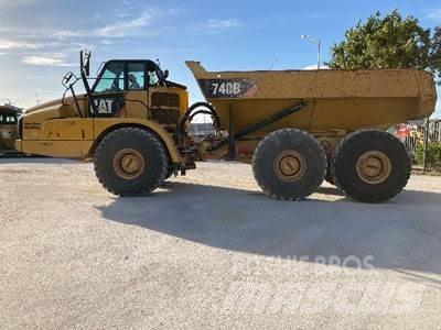 CAT 740B Дъмпери/моторни превозни средства
