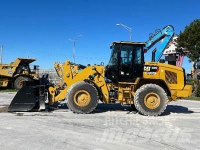 CAT 938M Колесни товарачи