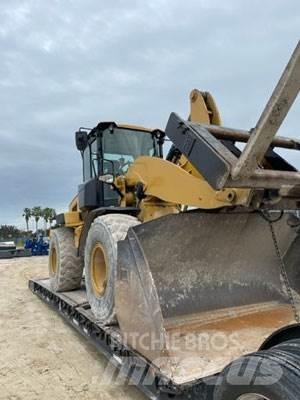 CAT 938M Колесни товарачи
