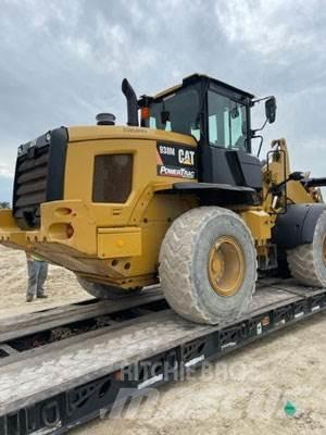 CAT 938M Колесни товарачи