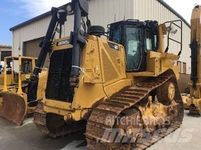 CAT D8T Верижни булдозери
