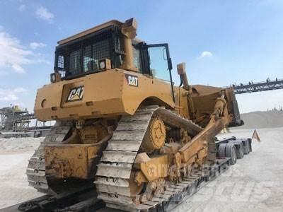 CAT D8T Верижни булдозери
