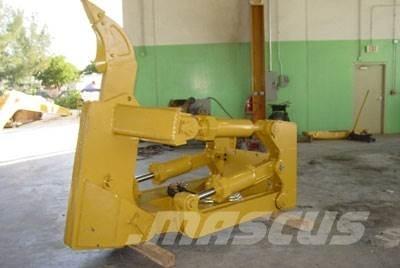 CAT D8T /D8R Ripper, S/S Други компоненти