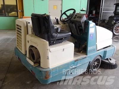 Tennant 6600LP Автоматични метачки с четки