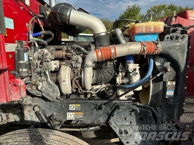 Peterbilt 384 Влекачи