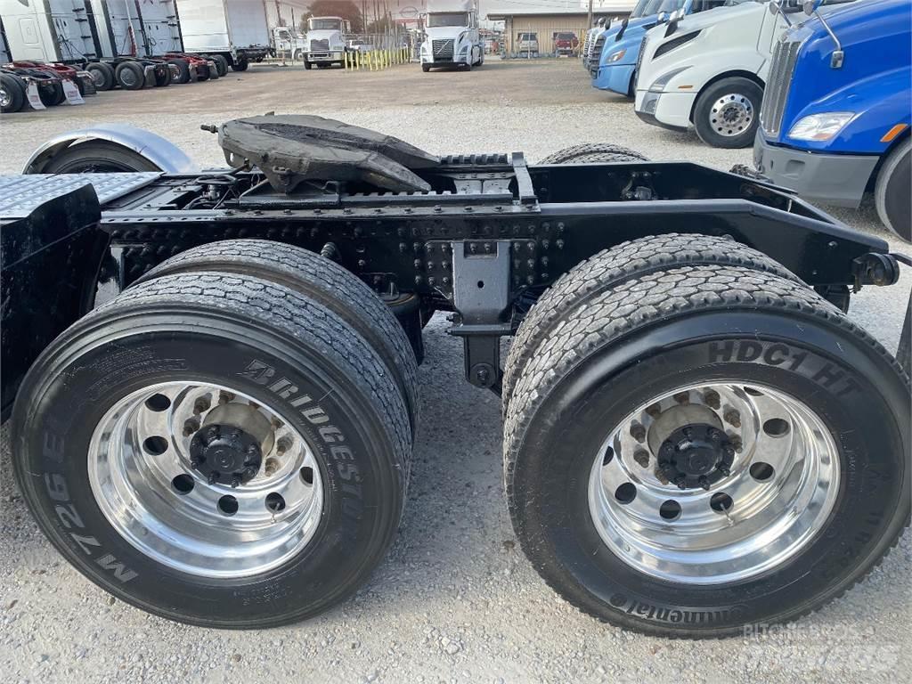 Mack GRANITE Влекачи