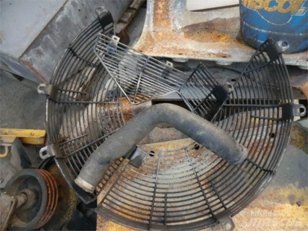CAT 231D Строителство - Други