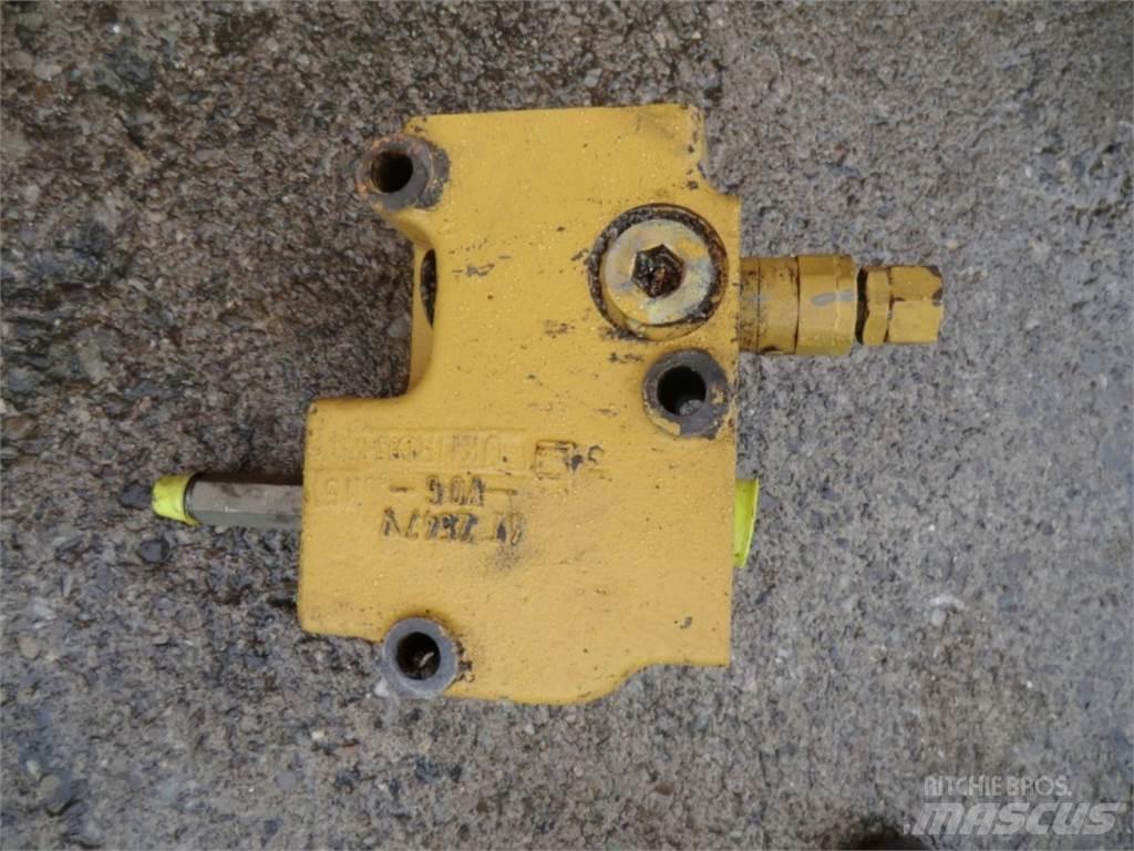 CAT 231D Строителство - Други