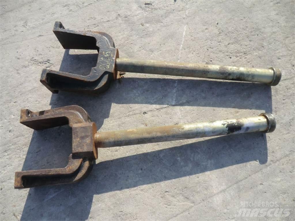CAT 231D Релси, вериги и ходова част
