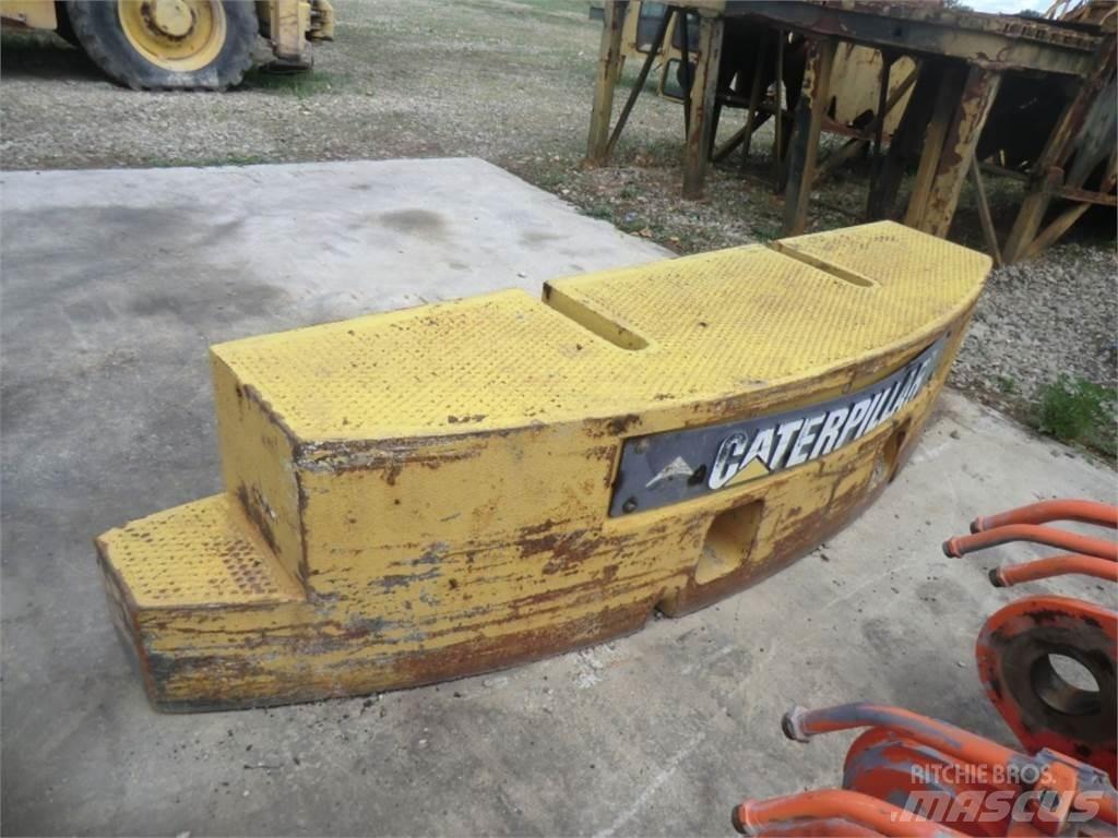 CAT 231D Шаси