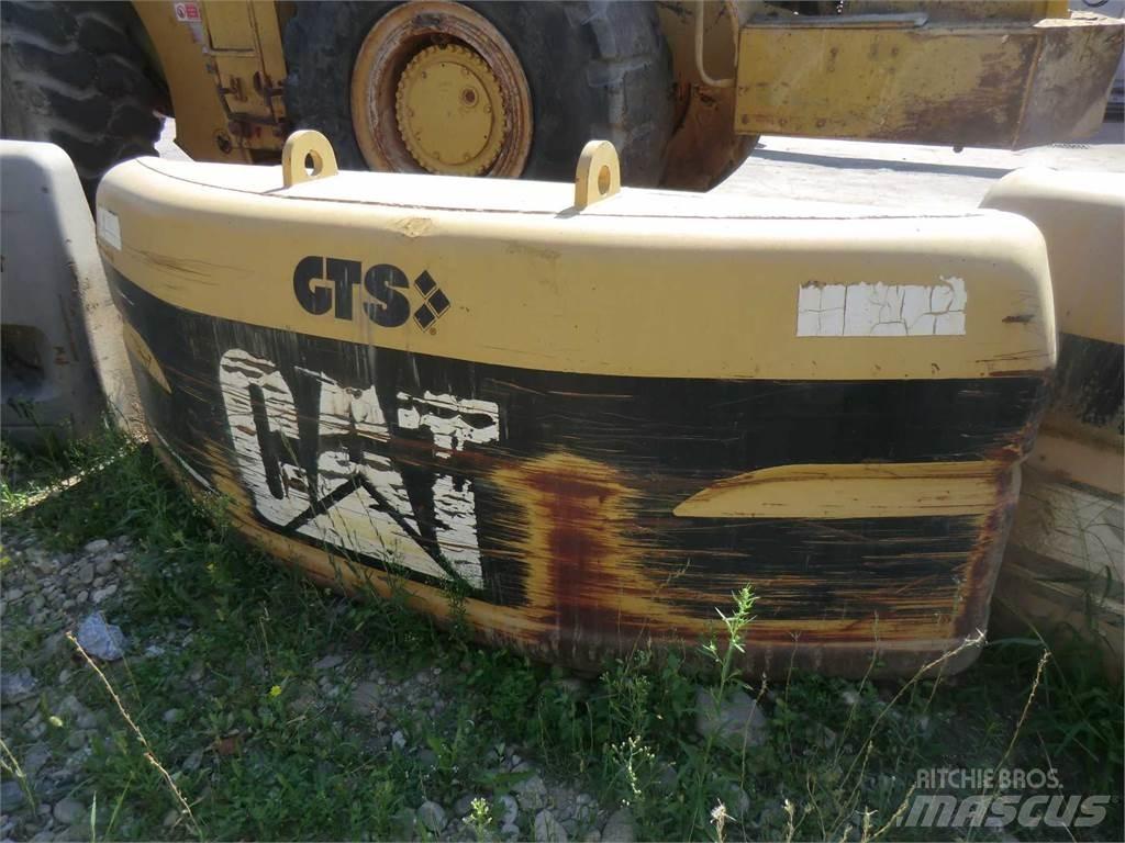 CAT 317B Шаси