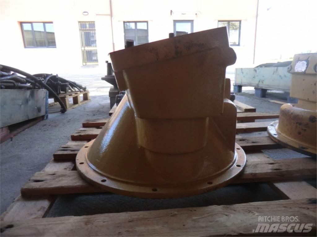 CAT 320B Шаси