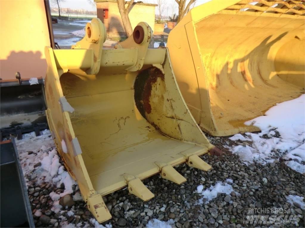 CAT 322D Строителство - Други