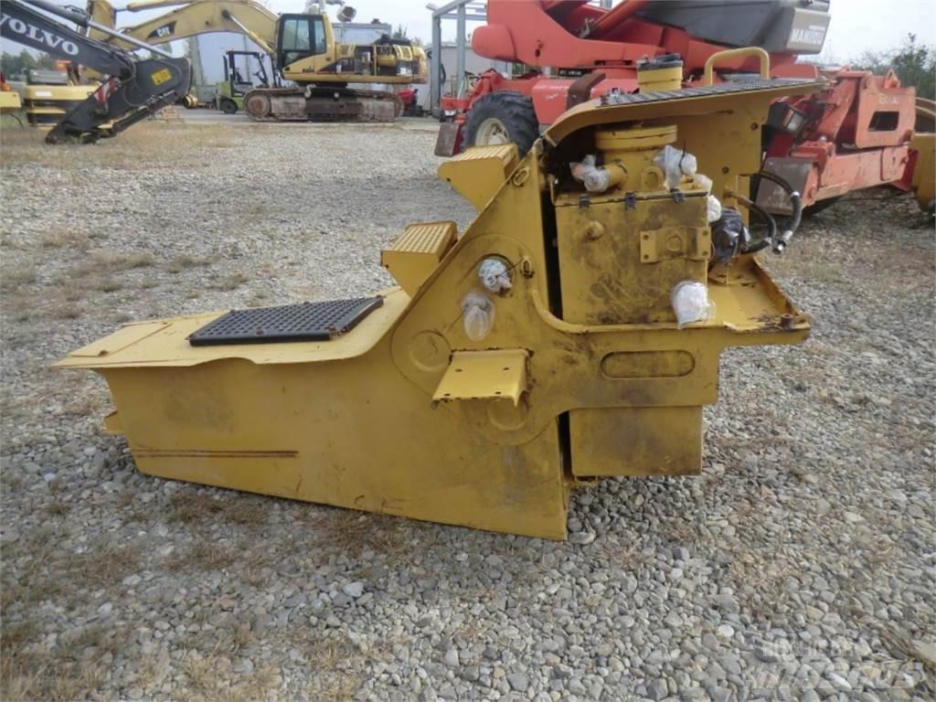 CAT 323D Строителство - Други