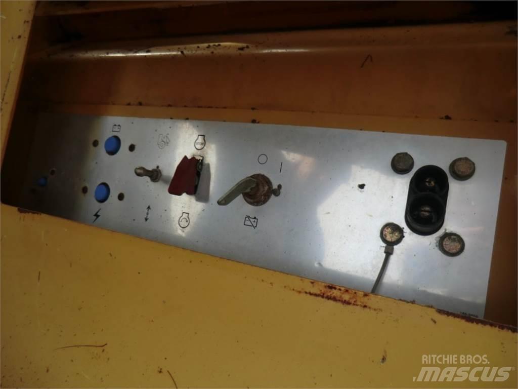 CAT 323D Строителство - Други