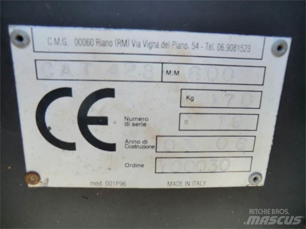 CAT 428 Строителство - Други