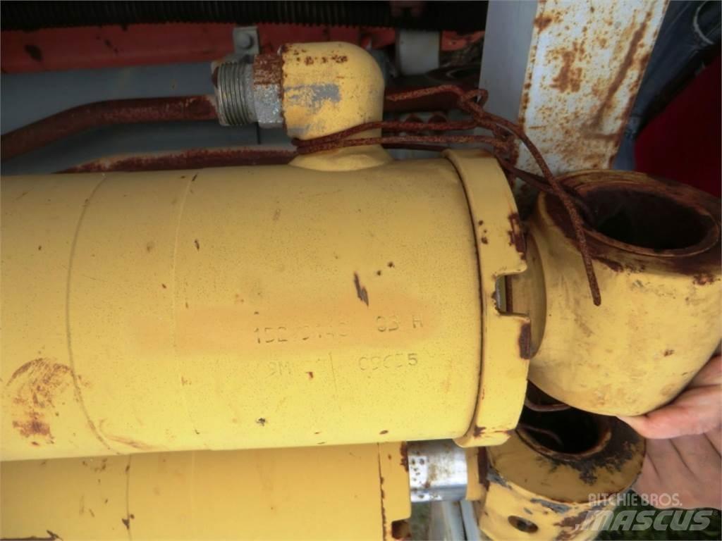 CAT 438C Строителство - Други