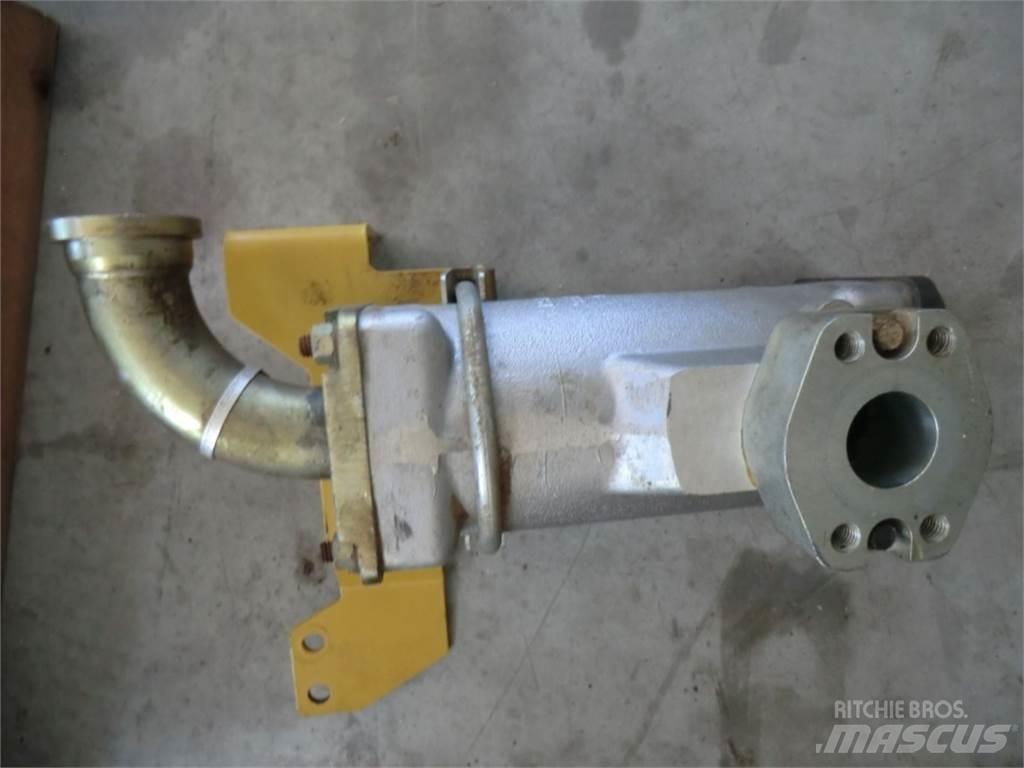 CAT 735 Шаси