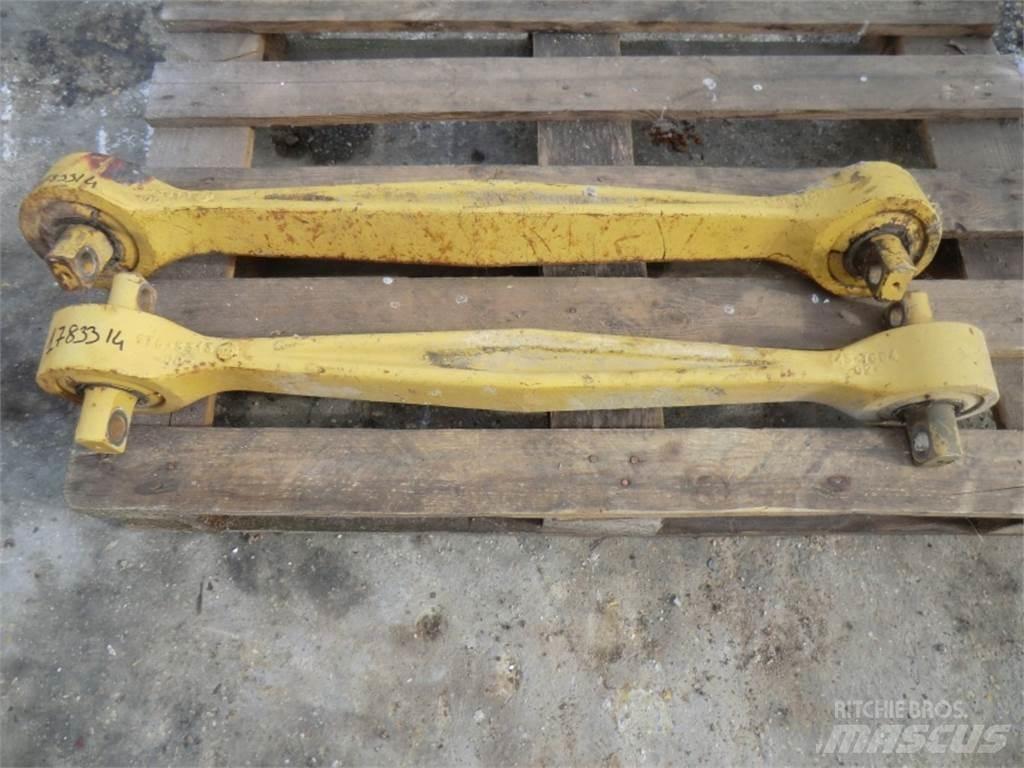 CAT 735 Релси, вериги и ходова част
