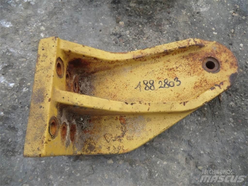 CAT 735 Шаси