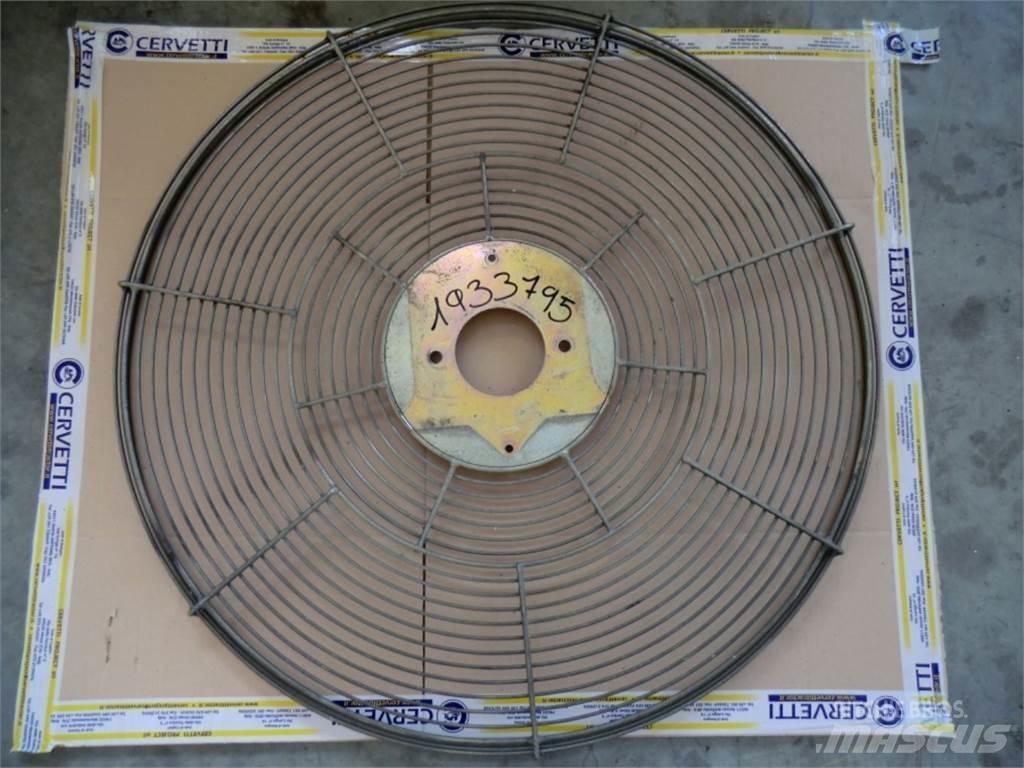 CAT 735 Шаси