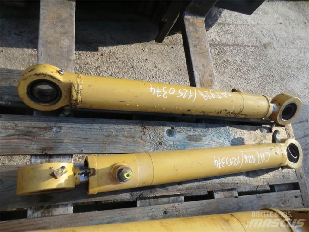 CAT 928G Строителство - Други