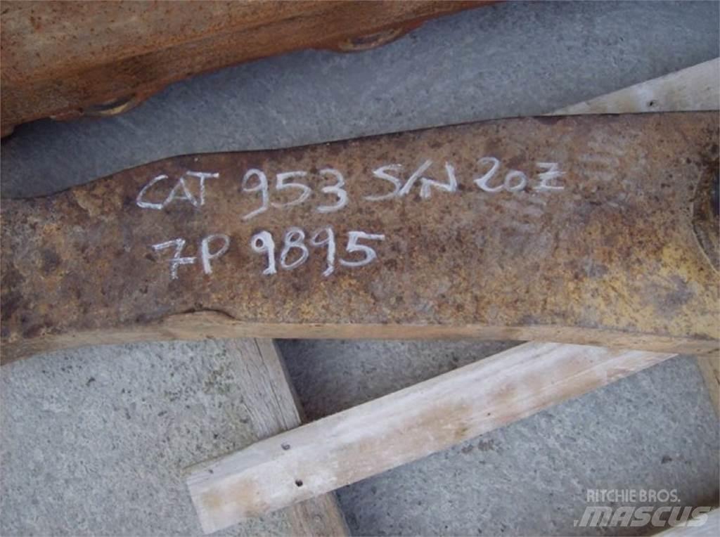 CAT 953 Релси, вериги и ходова част
