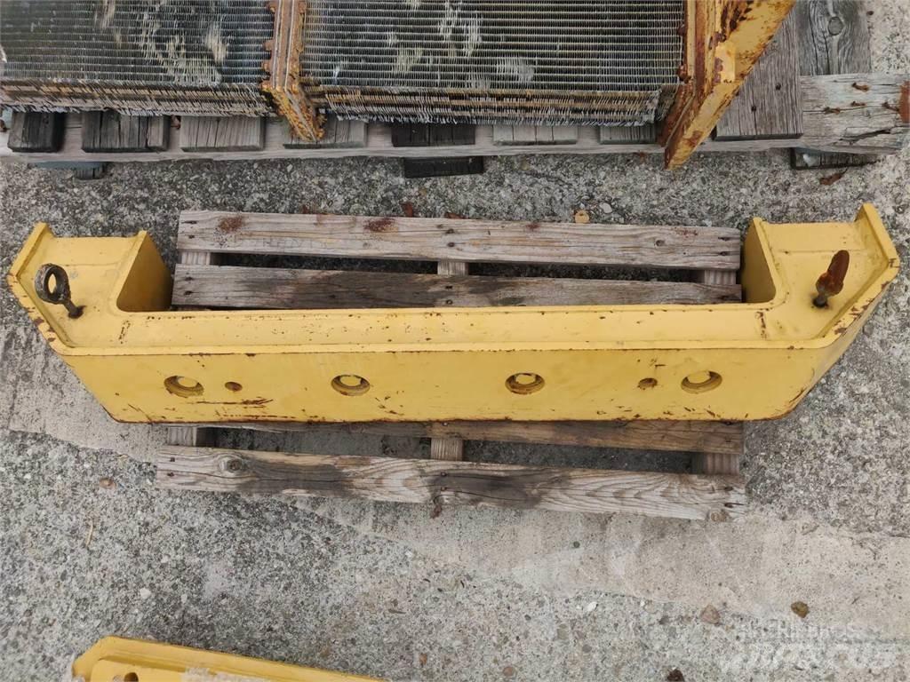 CAT 953C Шаси
