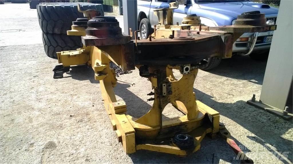 CAT 962H Шаси
