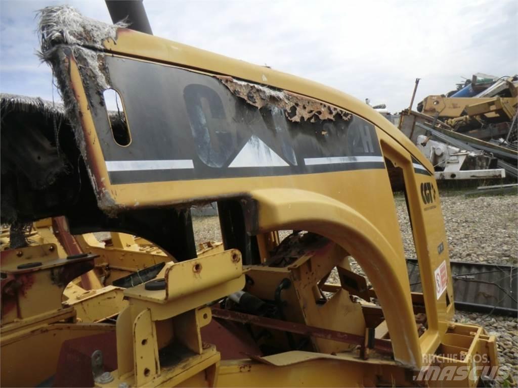 CAT 962H Шаси