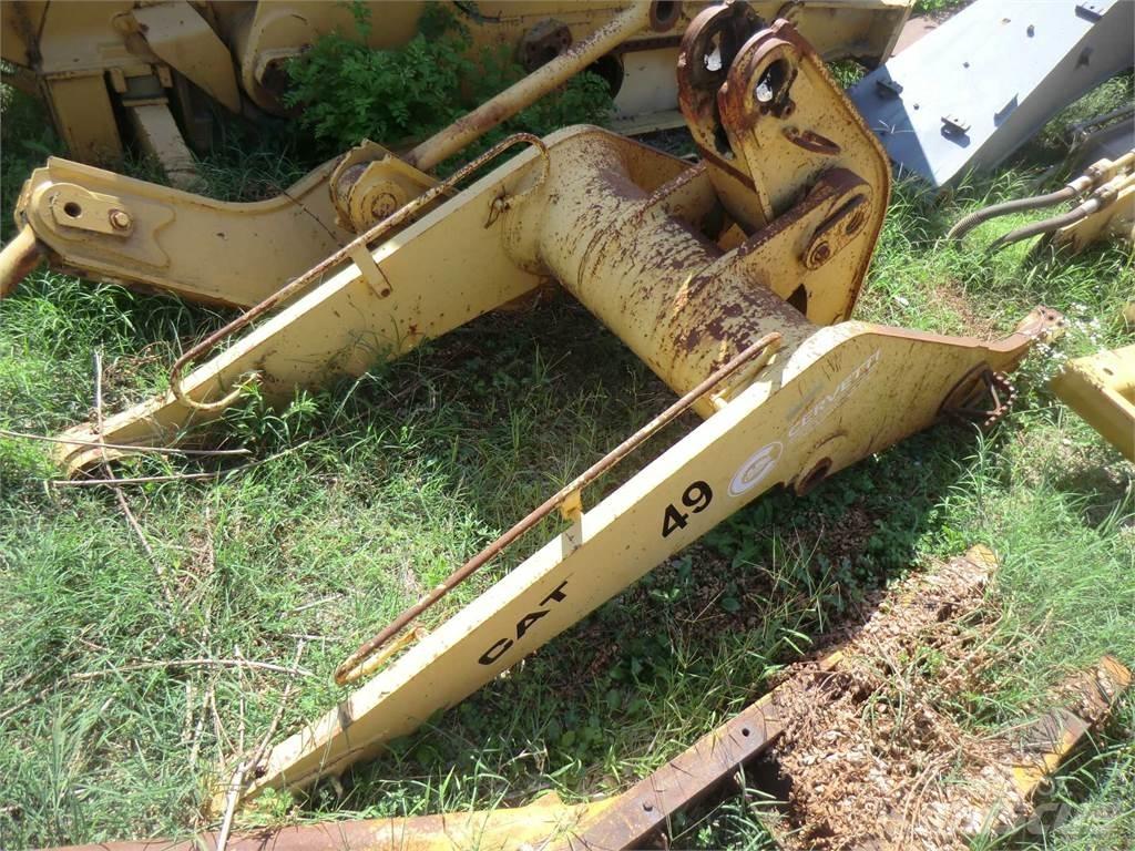 CAT 963 Шаси