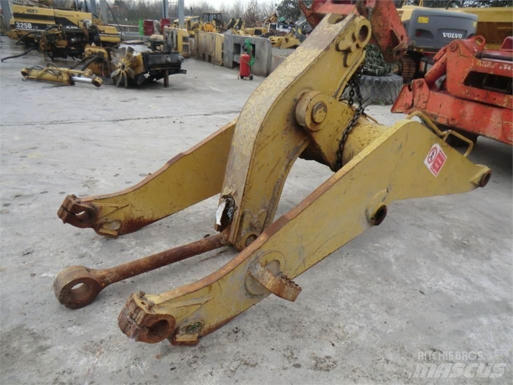 CAT 963C Шаси