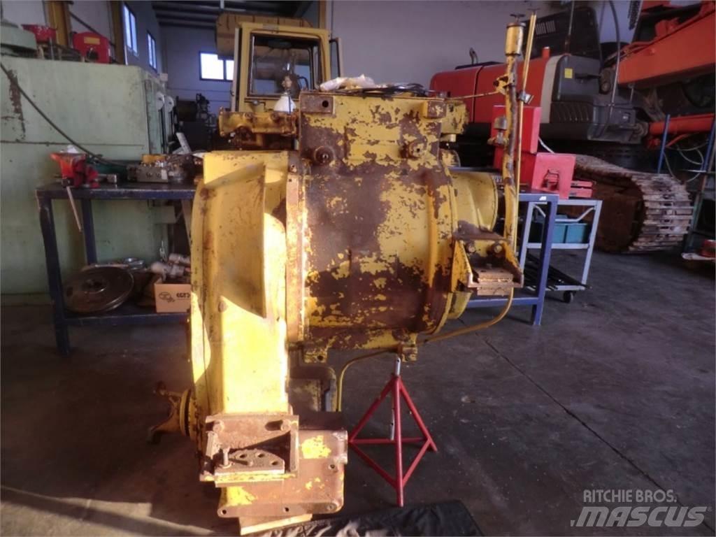 CAT 988B Строителство - Други