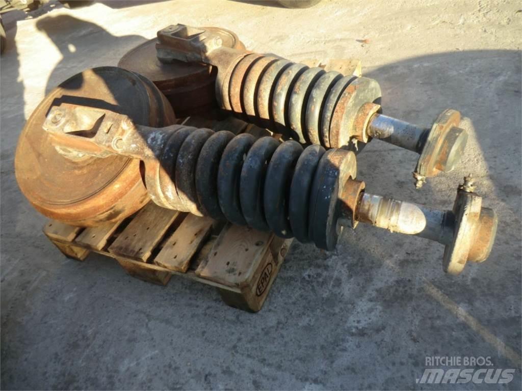 CAT 988F Шаси