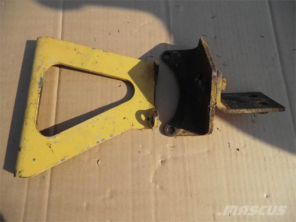 CAT 988F I Шаси