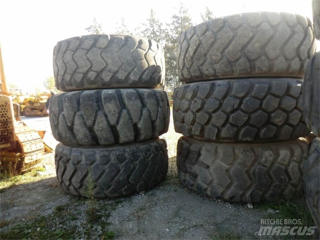 CAT 988G Строителство - Други