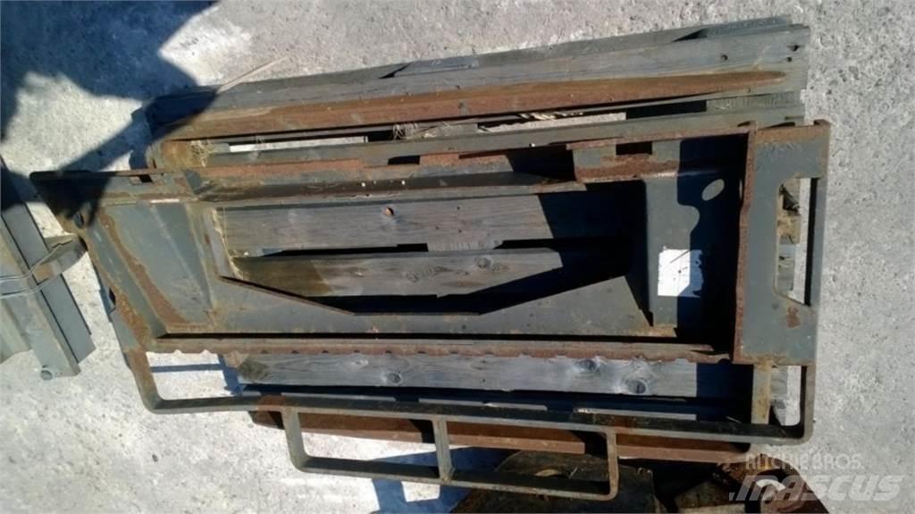 CAT 988G Строителство - Други