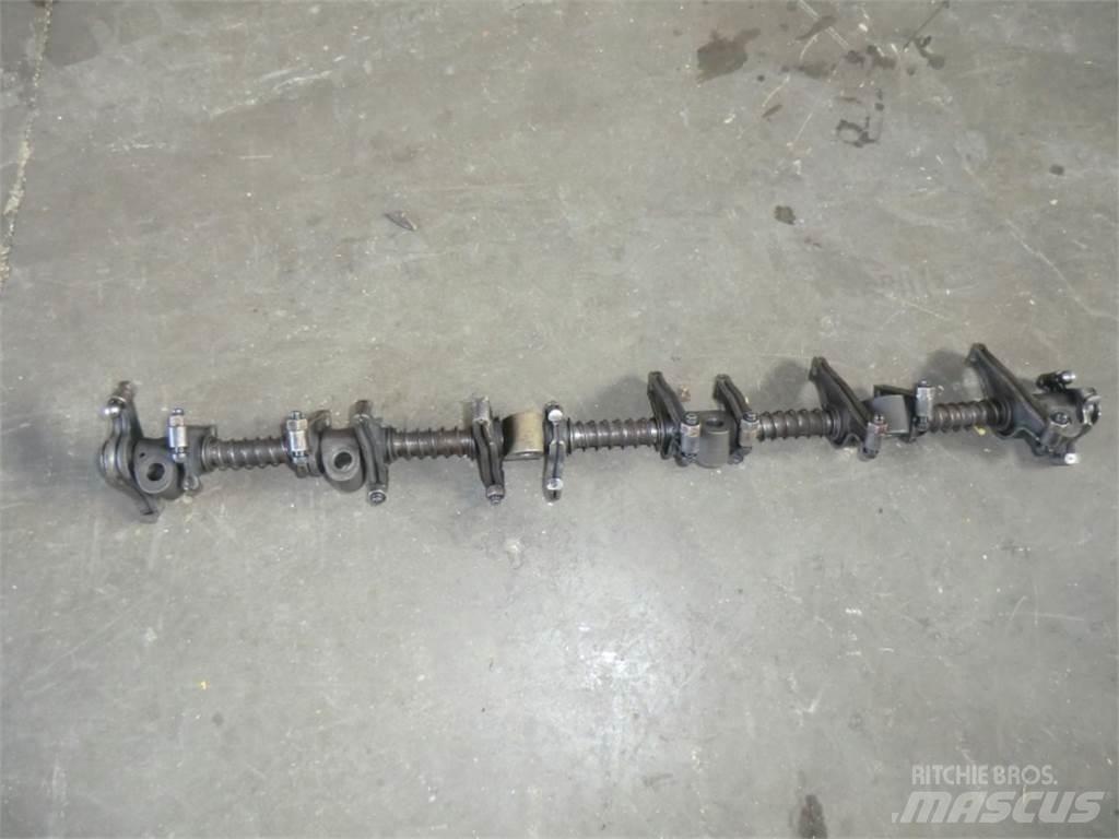 CAT D333 Двигатели