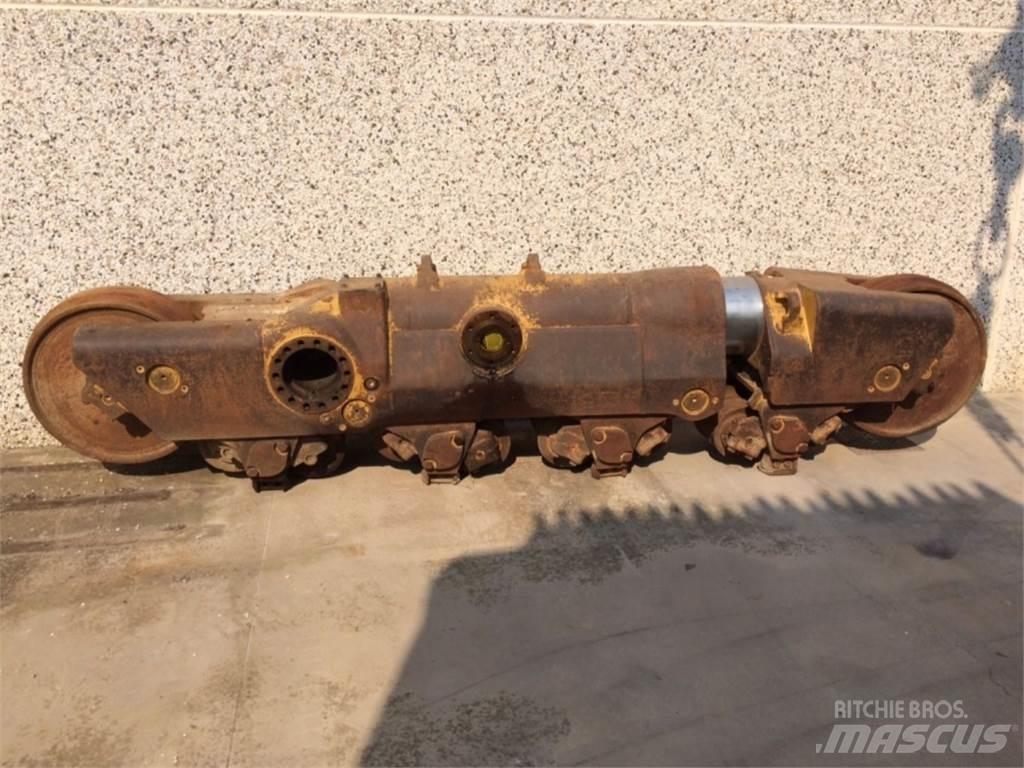 CAT  D8L Релси, вериги и ходова част
