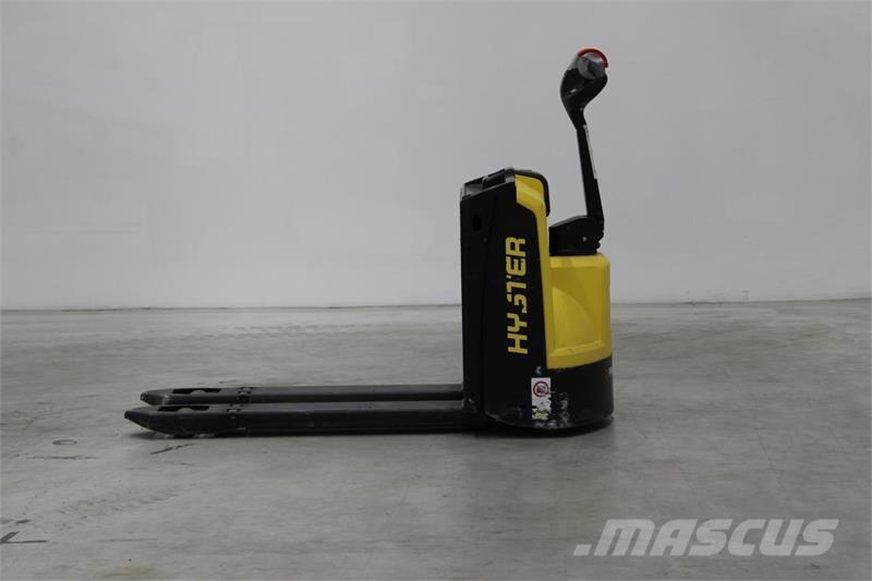 Hyster P1.6 Нископовдигач
