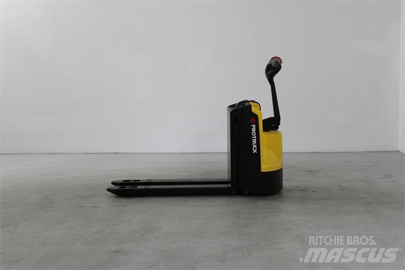 Hyster P1.6 Нископовдигач