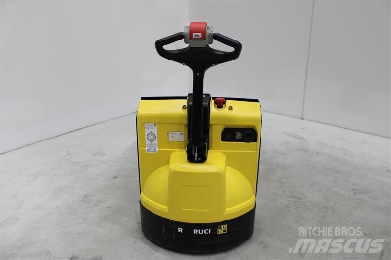 Hyster P1.6 Нископовдигач