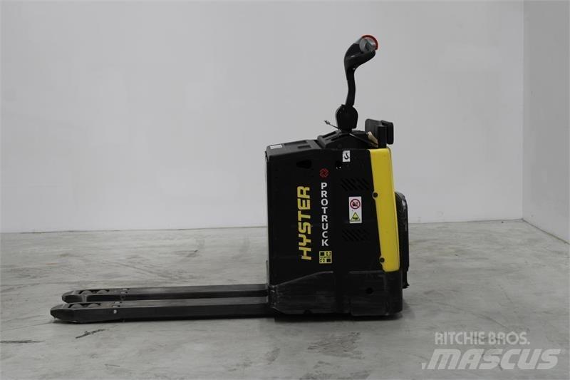 Hyster P2.0S Транспалетни колички с платформи