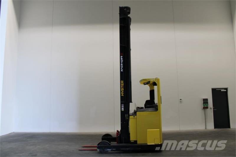 Hyster R2.0W Ретрак/ Високоповдигач с изместване на вилката напред