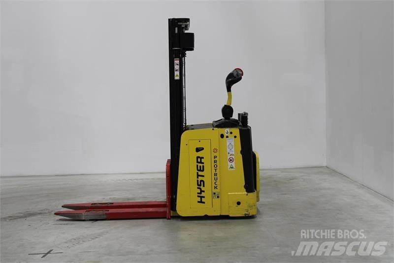 Hyster S1.5S Самоходни товарачи