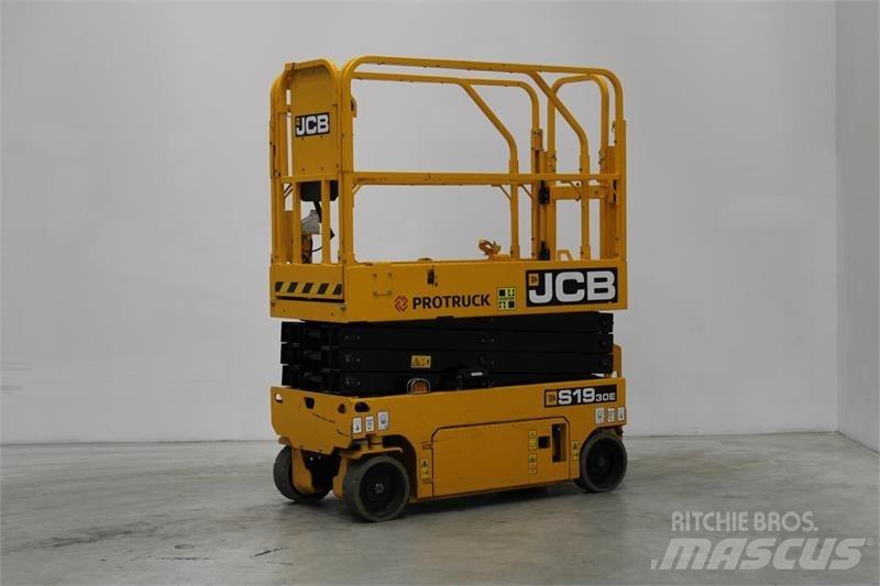 JCB S1930E Ножични работни платформи