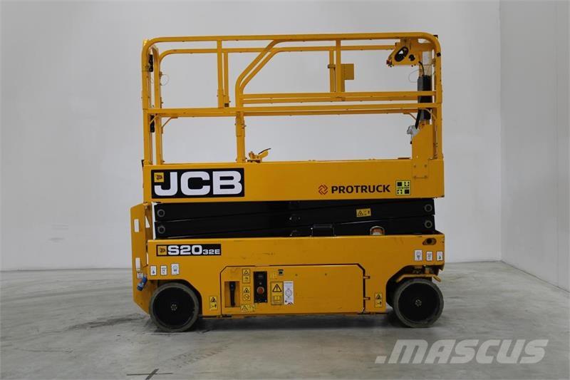 JCB S2032E Ножични работни платформи