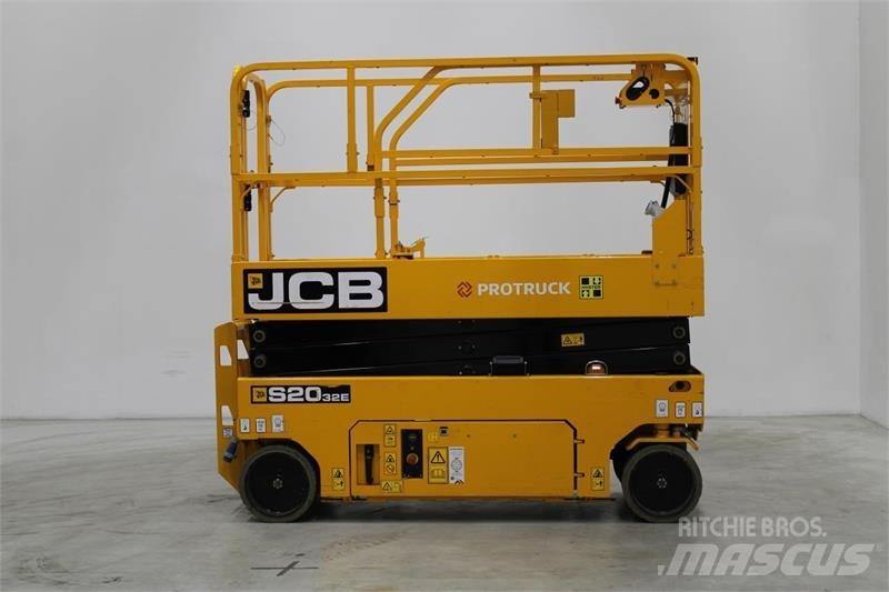 JCB S2032E Ножични работни платформи