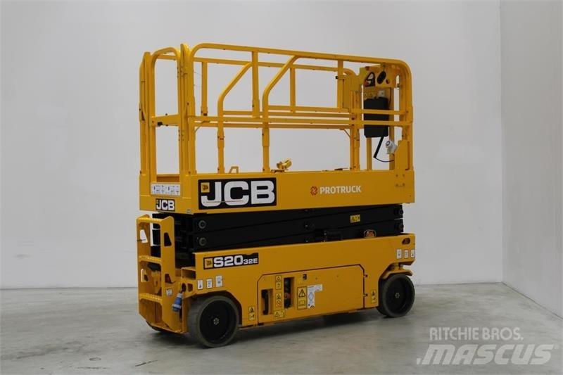 JCB S2032E Ножични работни платформи