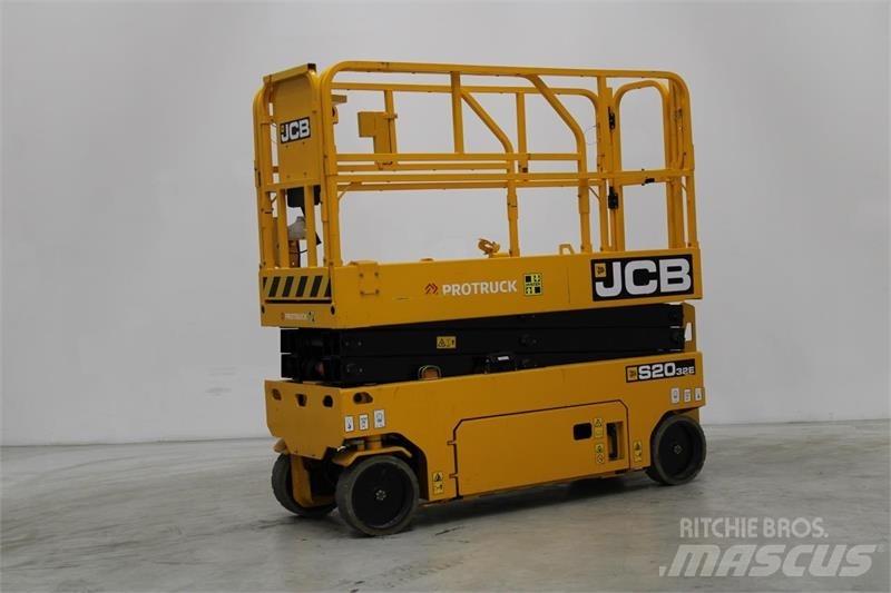 JCB S2032E Ножични работни платформи